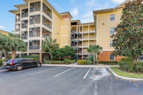 3050-pirates-retreat-ct--106--kissimmee---fl-34747---03.jpg