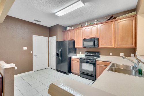 1151-loyola-court--sanford--fl-32771---18.jpg