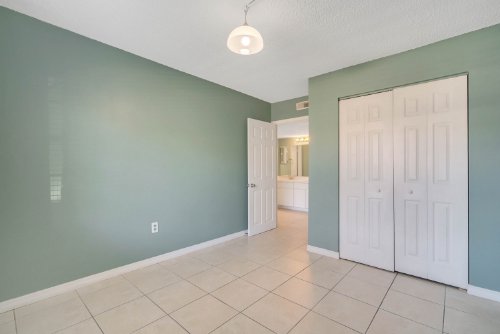 2525-n-alafaya-trail-unit--47--orlando--fl-32826---05.jpg