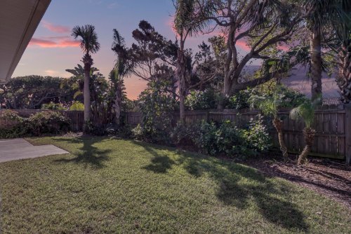 15247-907-locust-street--new-smyrna-beach--fl-32169---42-qr-twilight.jpg