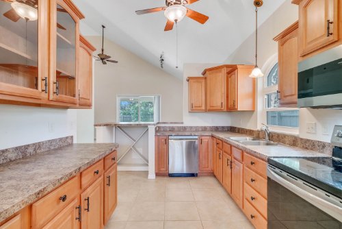 907-locust-street--new-smyrna-beach--fl-32169---34.jpg