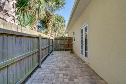907-locust-street--new-smyrna-beach--fl-32169---43.jpg