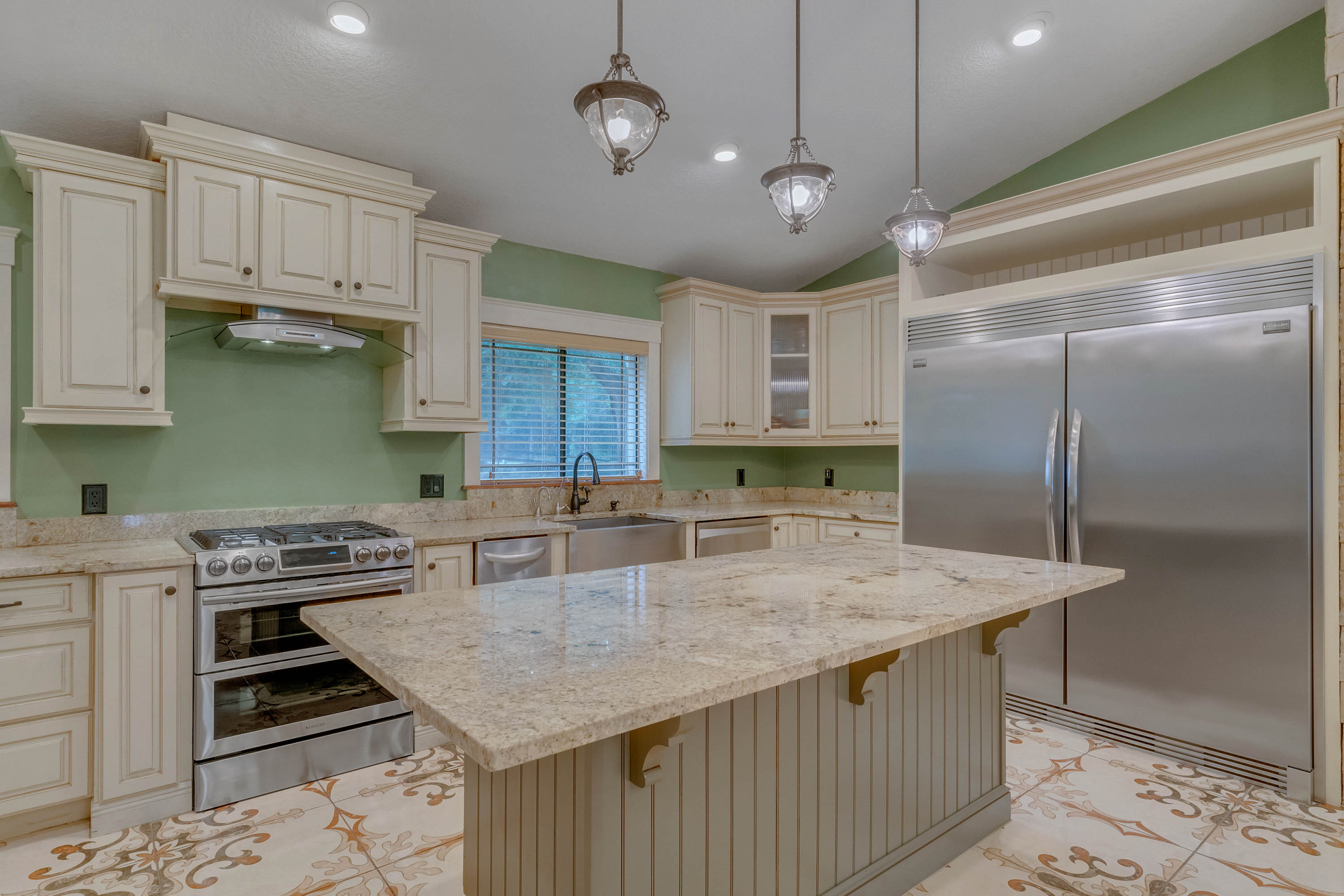 334-savta-point--sanford--fl-32771---indoor---18.jpg