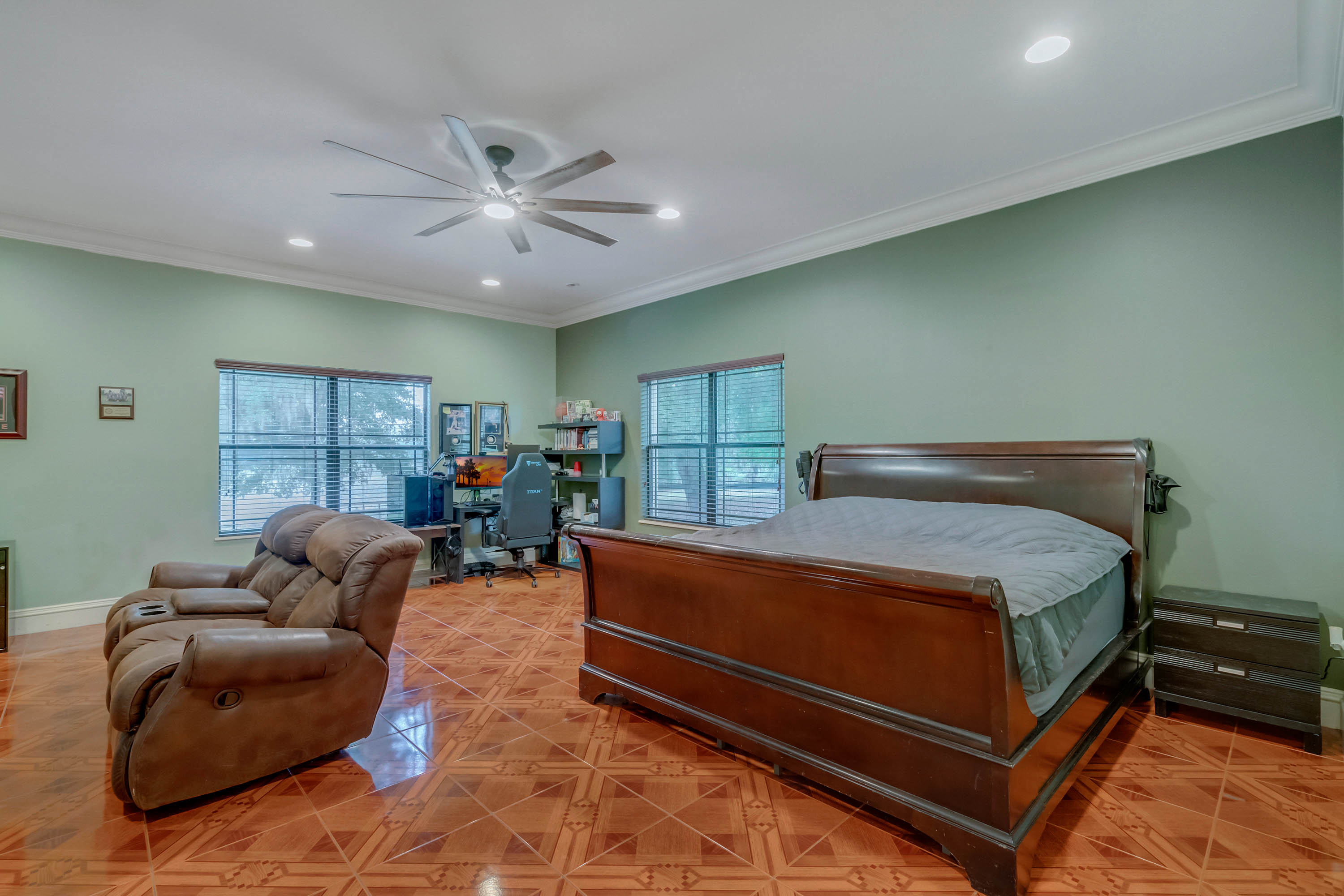 334-savta-point--sanford--fl-32771---indoor---39.jpg