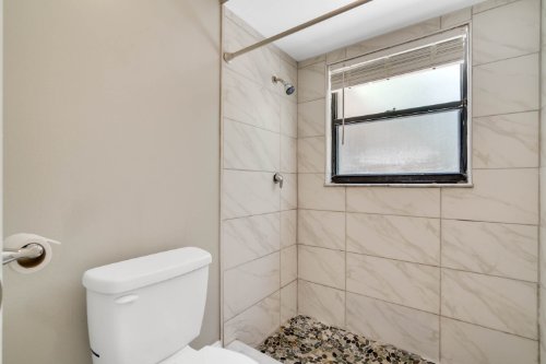 7927-barrowood-street--orlando--fl-32835---08.jpg
