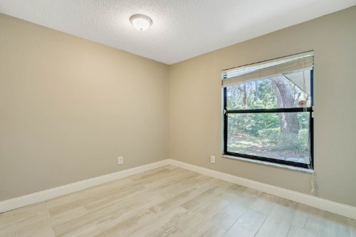 7927-barrowood-street--orlando--fl-32835---10.jpg