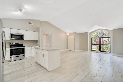 7927-barrowood-street--orlando--fl-32835---19.jpg