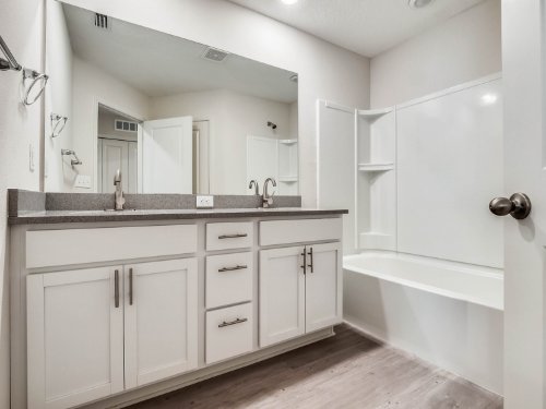 2956-oak-park-way-unit-b--orlando--fl-32822--9-.jpg