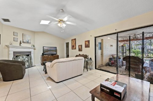 825-riverbend-boulevard--longwood--fl-32779---07.jpg