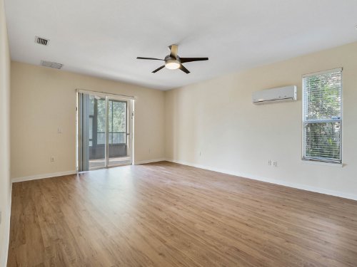 10393-hart-branch-circle--orlando--fl-32832---04.jpg