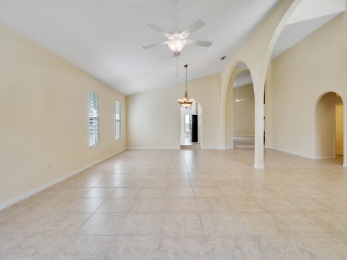 10393-hart-branch-circle--orlando--fl-32832---39.jpg