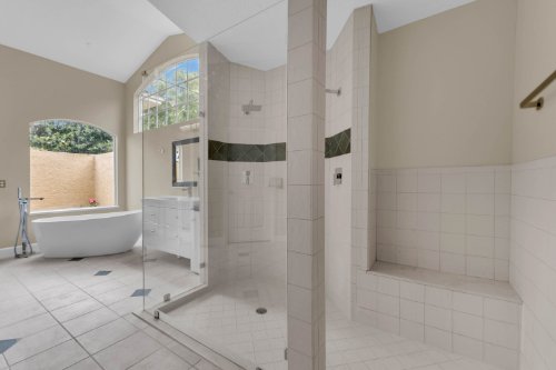 9350-wickham-way--orlando--fl-32836---08.jpg