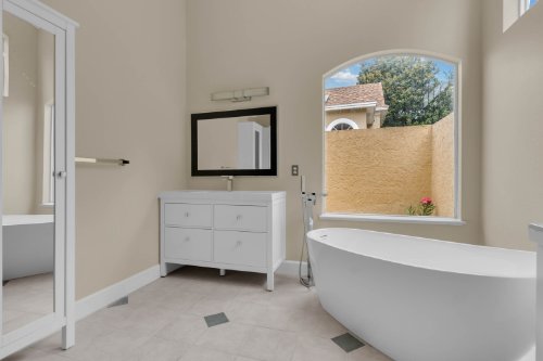 9350-wickham-way--orlando--fl-32836---09.jpg