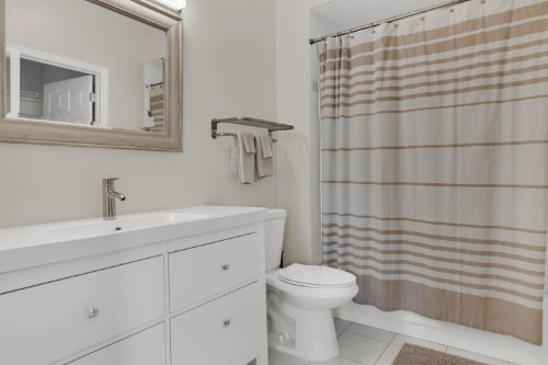 9350-wickham-way--orlando--fl-32836---27.jpg