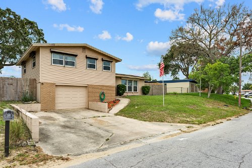 1423-brook-drive--titusville--fl-32780---02.jpg