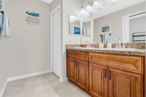 9311-southeast-152nd-place--summerfield--fl-34491---09.jpg
