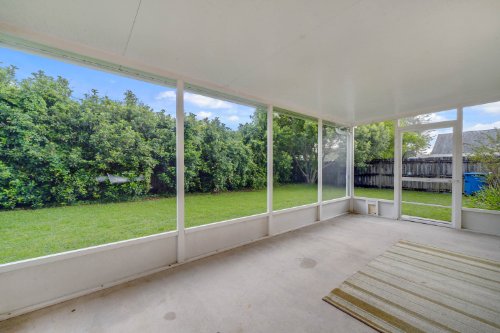 213-autumn-ridge-road--deltona--fl-32725---32.jpg