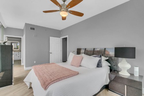 322-e-central-blvd--810--orlando--fl-32801---03.jpg