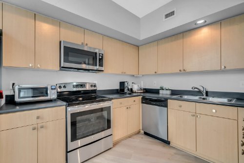 322-e-central-blvd--810--orlando--fl-32801---17.jpg