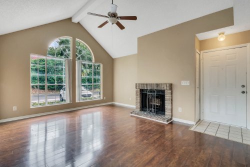 575-bloomington-court---21--altamonte-springs--fl-32714---03.jpg