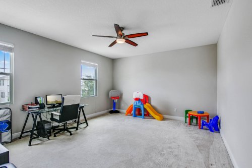 15682-citrus-heights-drive--winter-garden--fl-34787---15.jpg