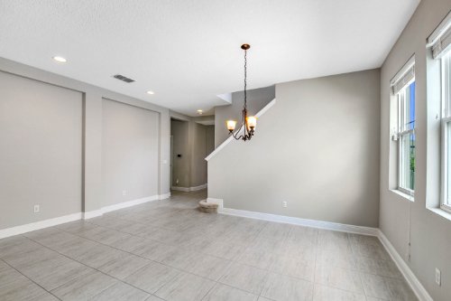 15682-citrus-heights-drive--winter-garden--fl-34787---22.jpg