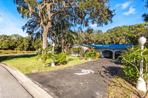 6815-fern-circle--leesburg--fl-34748-0121-hdr.jpg