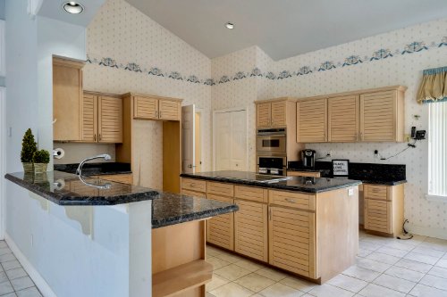 7413-park-springs-circle--orlando--fl-32835---24.jpg