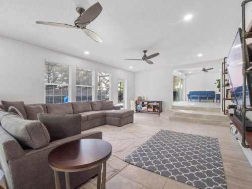 3609-neptune-drive--orlando--fl-32804-0186.jpg