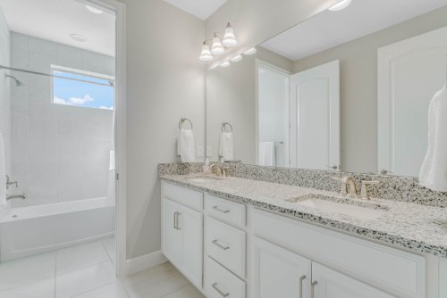 13237-oakenshaw-lane--orlando--fl-32832---16.jpg
