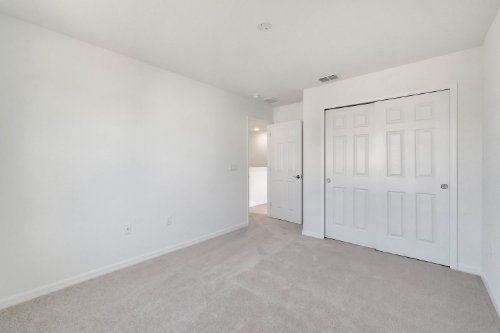 2555-avalon-park-blvd--tavares--fl-32778---13.jpg