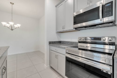 2555-avalon-park-blvd--tavares--fl-32778---24.jpg