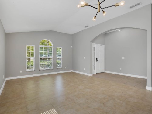 9043-stonebury-way--orlando--fl-32832---05.jpg