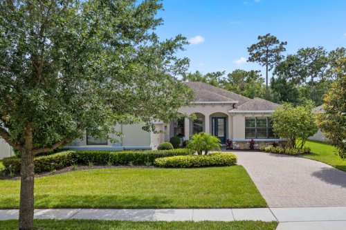 5615-versailles-lane--sanford--fl-32771---02.jpg