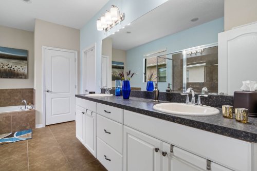 5615-versailles-lane--sanford--fl-32771---23.jpg