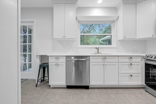 1210-north-donnelly-street--mount-dora--fl-32757-reshoot---02.jpg