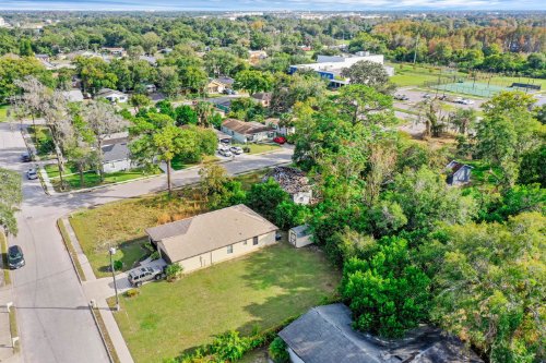 200-moseley-avenue--eatonville--fl-32751---08.jpg