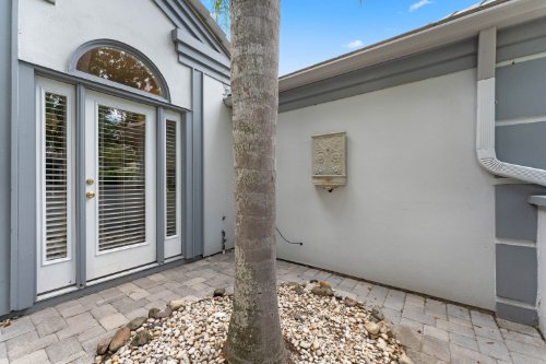 1250-east-langley-court--lake-mary--fl-32746---05.jpg