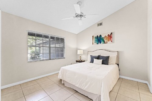 3917-lake-mirage-blvd--orlando--fl-32817---28.jpg