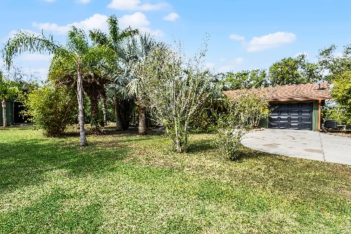 1200-auger-dr---new-smyrna--fl-32168---03.jpg